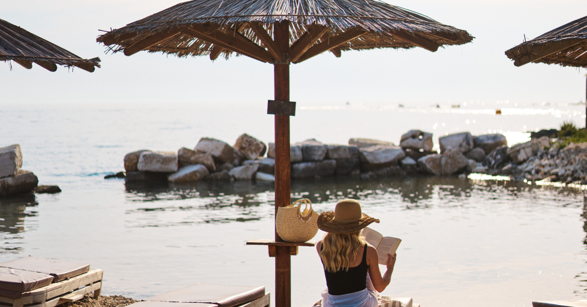 Free Sunbeds at D’OR Beach Club
